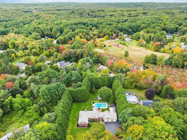 272 Mill St, Holliston, MA 01746
