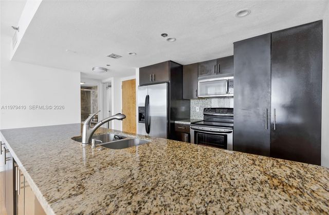 7601 E Treasure Dr 1522, North Bay Village, FL 33141