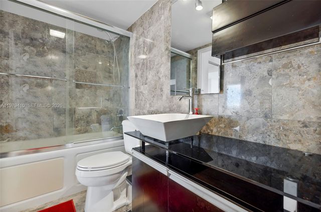 7601 E Treasure Dr 1522, North Bay Village, FL 33141