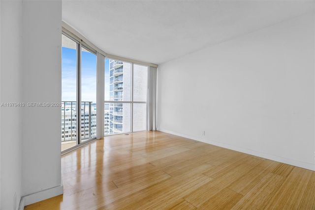 7601 E Treasure Dr 1522, North Bay Village, FL 33141