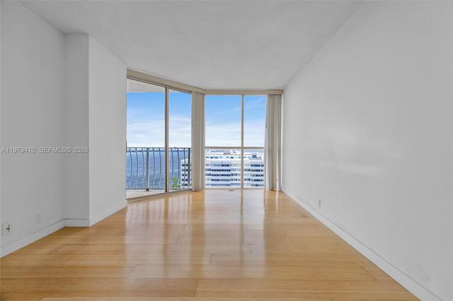 7601 E Treasure Dr 1522, North Bay Village, FL 33141