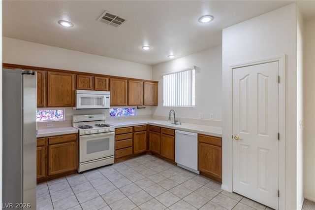 98 Glendive Street, Henderson, NV 89012