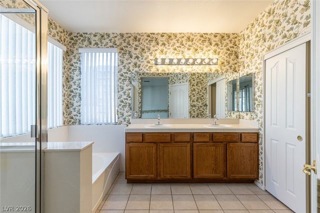 98 Glendive Street, Henderson, NV 89012