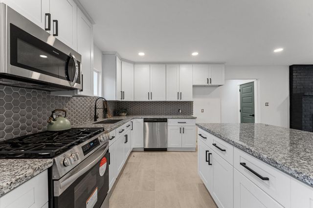 8655 Tilgham Street, Houston, TX 77029