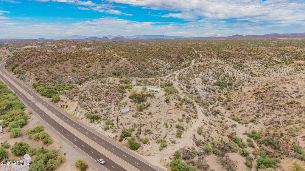 48925 US HIGHWAY 60 89 -- -0-, Wickenburg, AZ 85390 — exterior