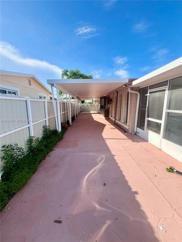 7601 Simms Street 7601, Hollywood, FL 33024