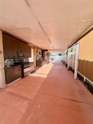 7601 Simms Street 7601, Hollywood, FL 33024