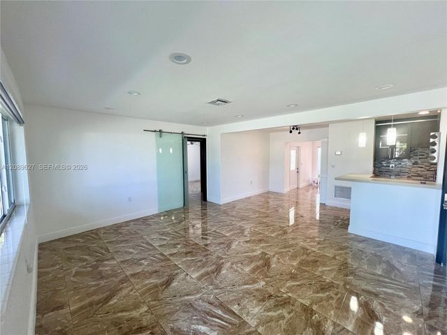 7601 Simms Street 7601, Hollywood, FL 33024