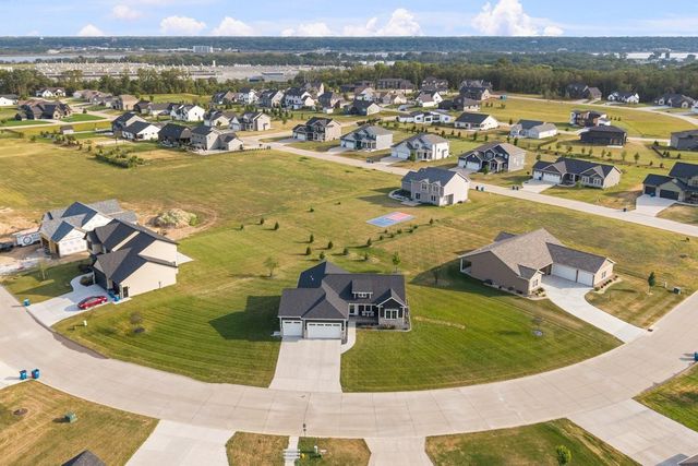 493 MASON Drive, Riverdale, IA 52722