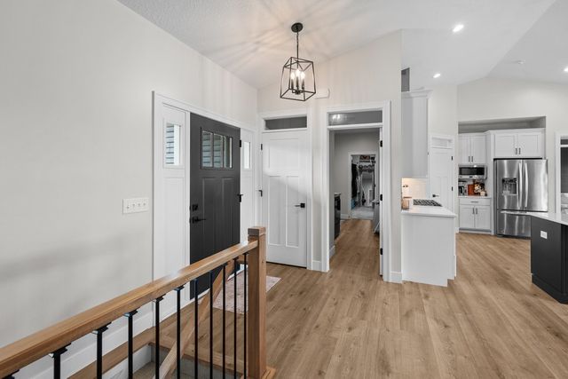 493 MASON Drive, Riverdale, IA 52722