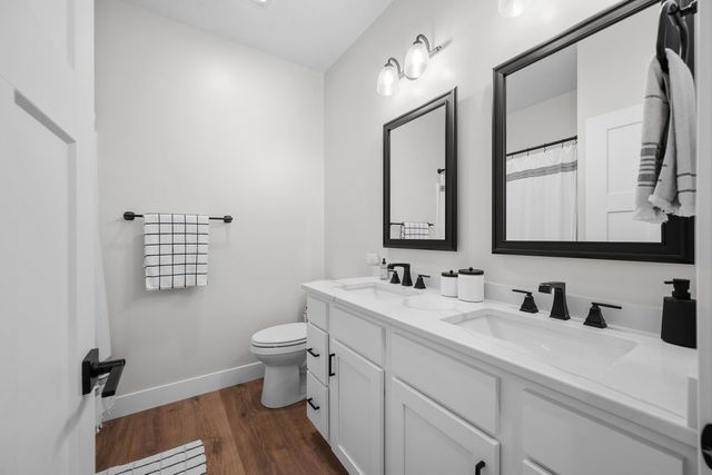 493 MASON Drive, Riverdale, IA 52722