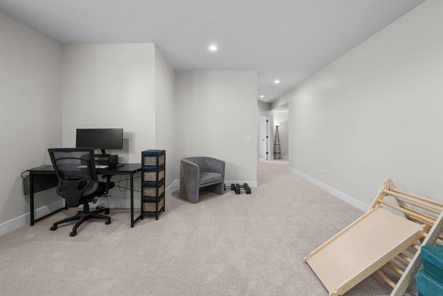 493 MASON Drive, Riverdale, IA 52722