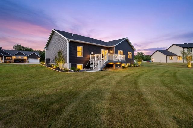 493 MASON Drive, Riverdale, IA 52722