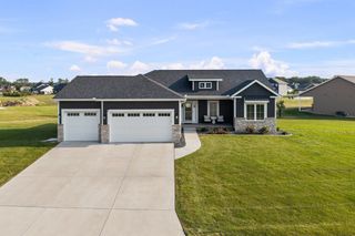 493 MASON Drive, Riverdale, IA 52722