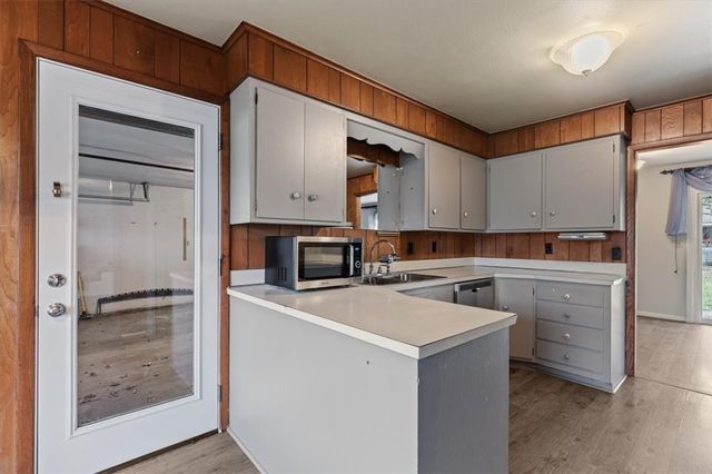 304 N Battle Street, Prairie Grove, AR 72753