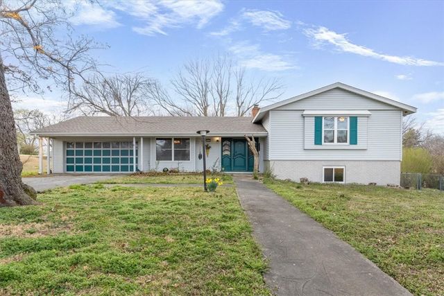 304 N Battle Street, Prairie Grove, AR 72753