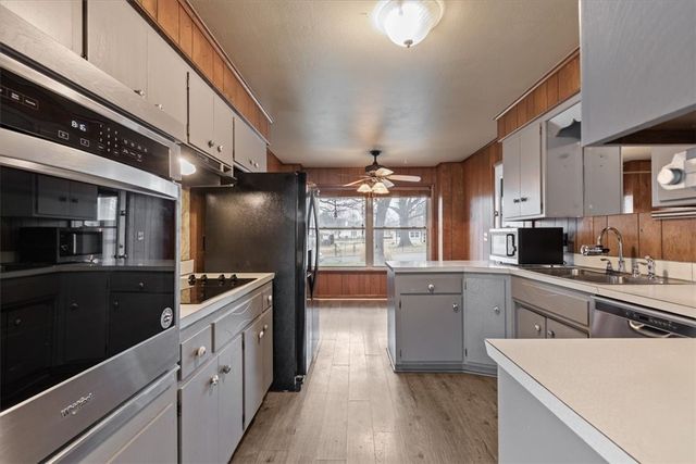 304 N Battle Street, Prairie Grove, AR 72753