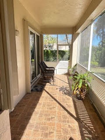 550 Cypress Crossing, Wellington, FL 33414