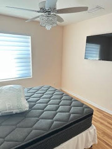 550 Cypress Crossing, Wellington, FL 33414