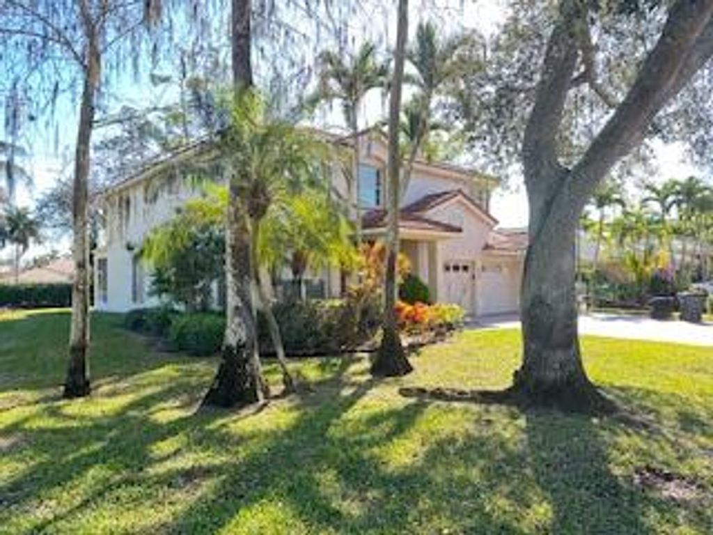 550 Cypress Crossing, Wellington, FL 33414