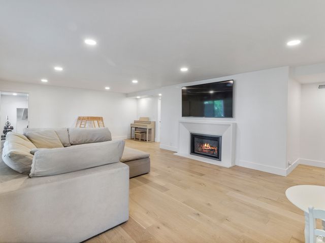 726 E 17TH AVE, Salt Lake City, UT 84103