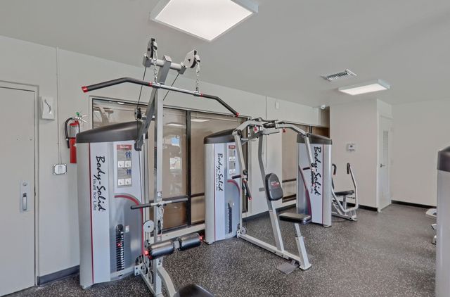 5100 Las Verdes Circle 215, Delray Beach, FL 33484