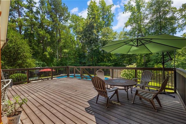 544 Creekwood Pass, Dallas, GA 30157
