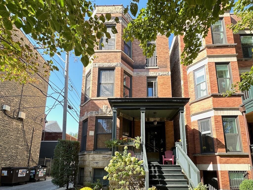 3614 N Bosworth Avenue 3R, Chicago, IL 60613