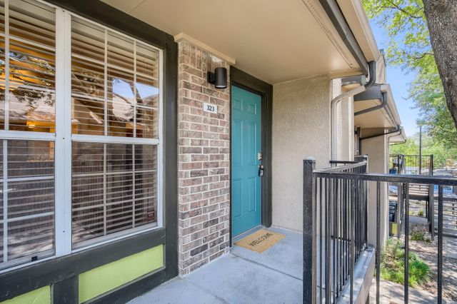 7685 Northcross DR 323, Austin, TX 78757
