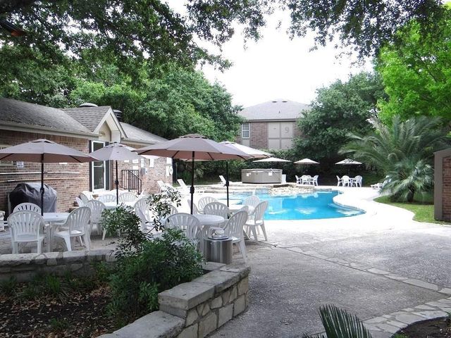 7685 Northcross DR 323, Austin, TX 78757