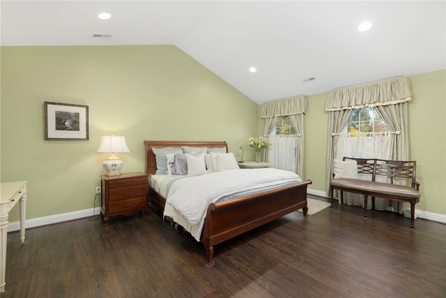 10 Honey Lou Court, Cranston, RI 02921