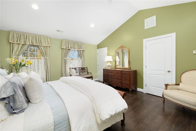 10 Honey Lou Court, Cranston, RI 02921