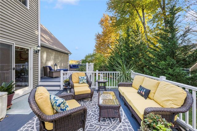 10 Honey Lou Court, Cranston, RI 02921