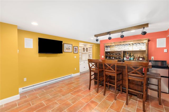 10 Honey Lou Court, Cranston, RI 02921