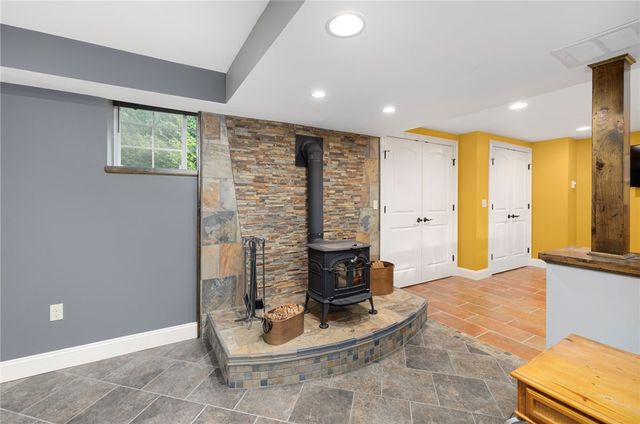 10 Honey Lou Court, Cranston, RI 02921