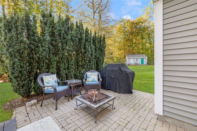 10 Honey Lou Court, Cranston, RI 02921