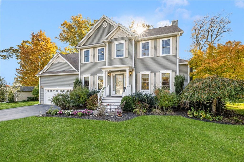 10 Honey Lou Court, Cranston, RI 02921