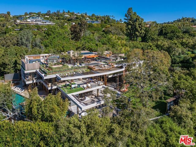 607 Siena Way, Los Angeles, CA 90077