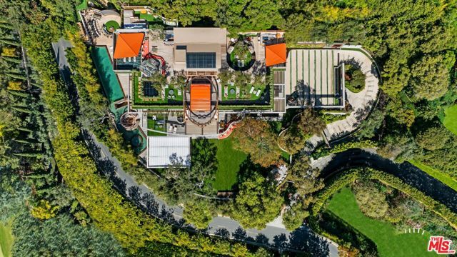 607 Siena Way, Los Angeles, CA 90077