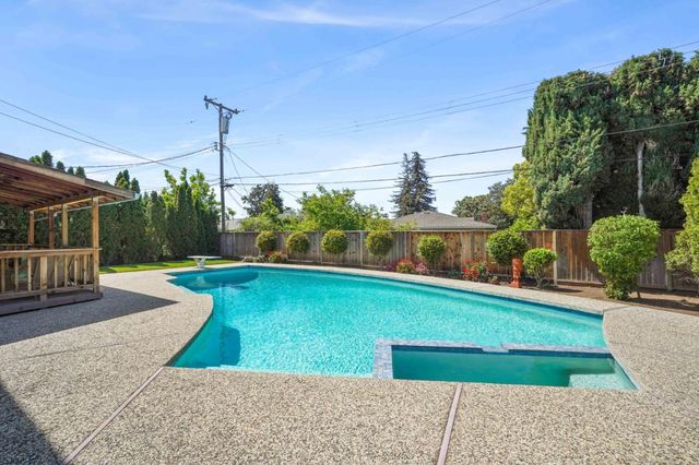 529 Bryce Court, Milpitas, CA 95035