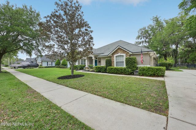 112 OAKWOOD PLANTATION Drive, Fleming Island, FL 32003