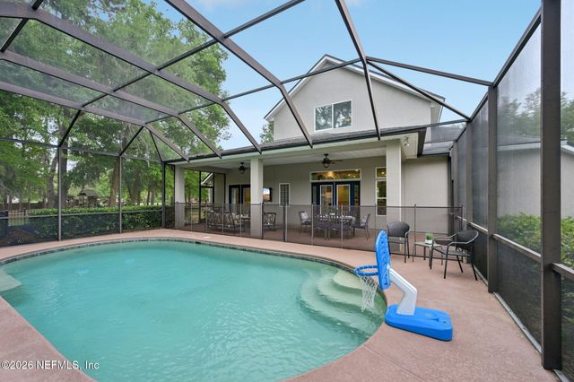 112 OAKWOOD PLANTATION Drive, Fleming Island, FL 32003