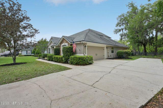 112 OAKWOOD PLANTATION Drive, Fleming Island, FL 32003