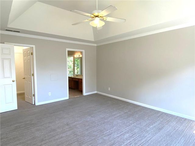 612 Braidwood NW Drive, Acworth, GA 30101