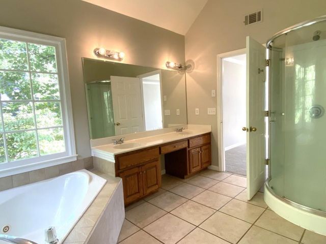 612 Braidwood NW Drive, Acworth, GA 30101