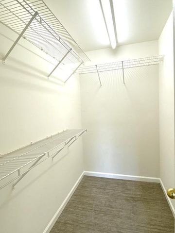 612 Braidwood NW Drive, Acworth, GA 30101