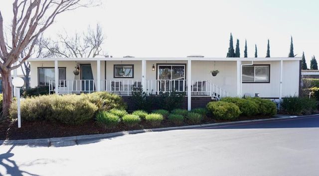 690 Persian Drive, Sunnyvale, CA 94089