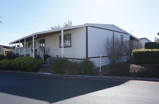 690 Persian Drive, Sunnyvale, CA 94089