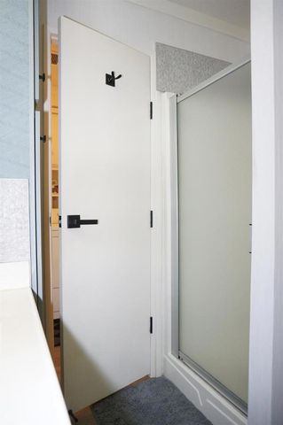 690 Persian Drive, Sunnyvale, CA 94089