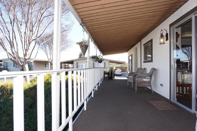 690 Persian Drive, Sunnyvale, CA 94089